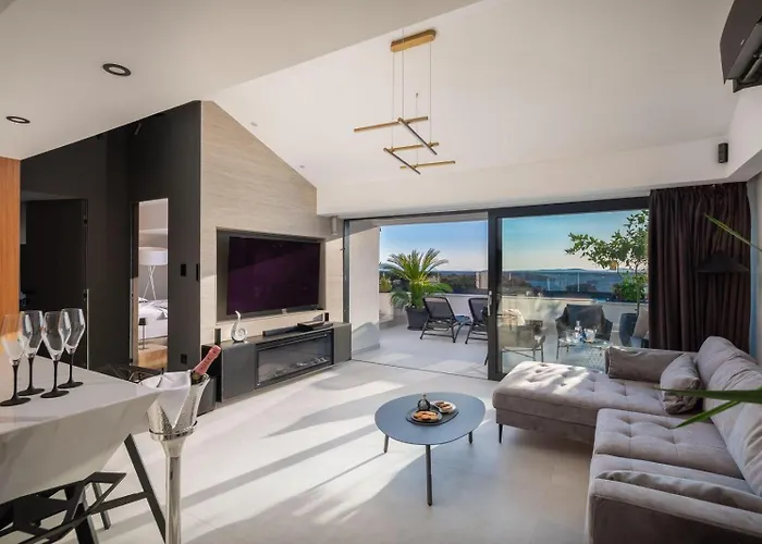 With Parking Space Hvar - 21877 Appartement Hvar Town